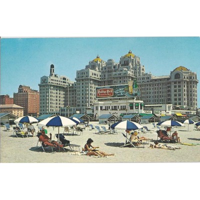 Beautiful traymore hotel on the beach front,Atlantic City
